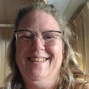 Meet your Posher, Stefanie